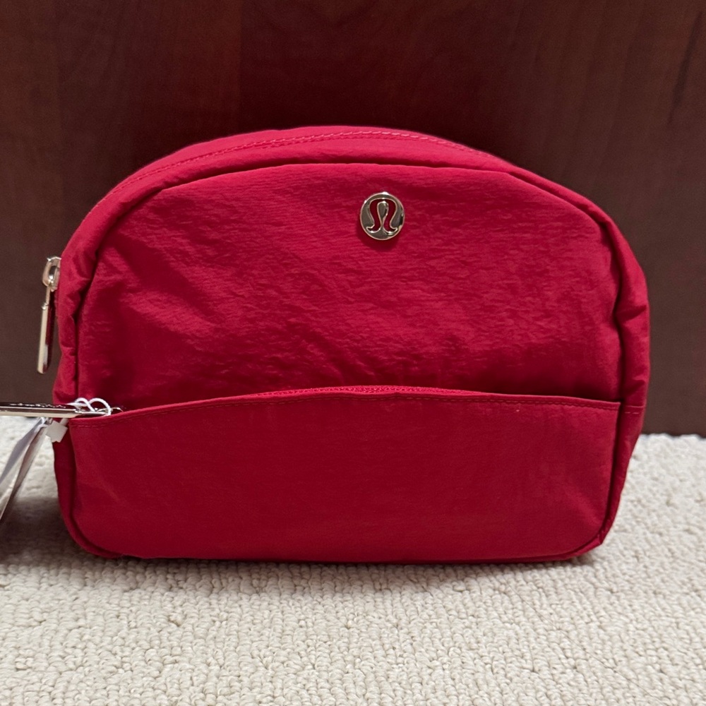 NWT Lululemon Double Zip Pouch